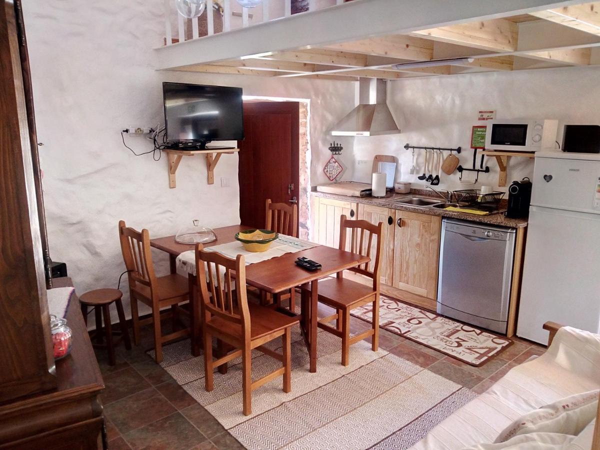 Refugio Do Raposo/Casa Deneb Villa Montes da Senhora ภายนอก รูปภาพ