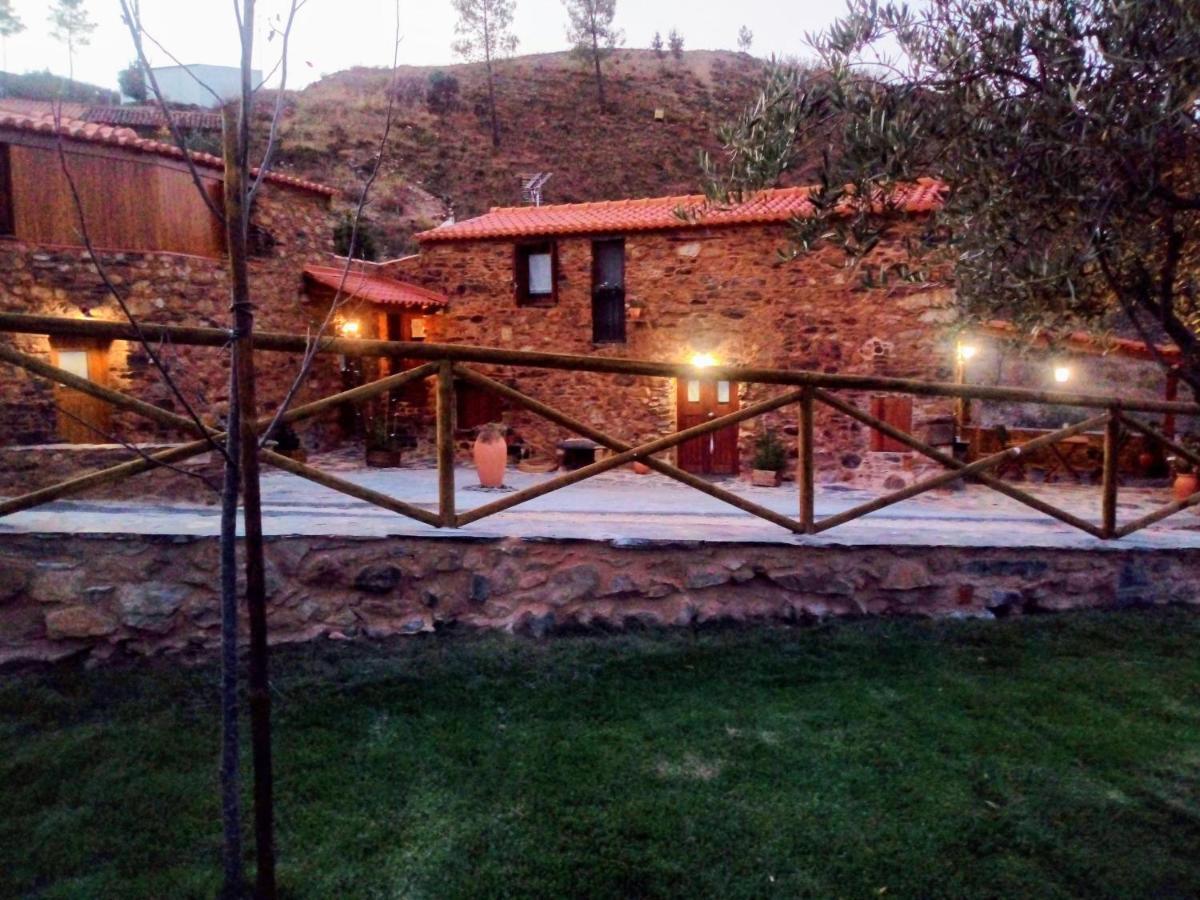 Refugio Do Raposo/Casa Deneb Villa Montes da Senhora ภายนอก รูปภาพ